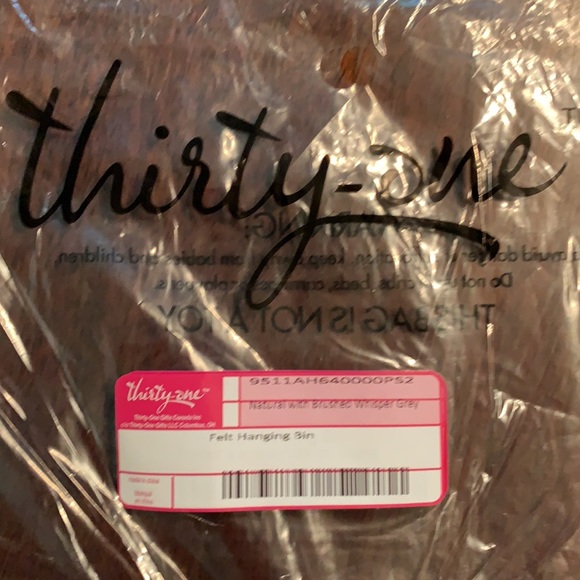 Thirty one felt hanging bin NWT black (wrong bag) - Picture 3 of 4